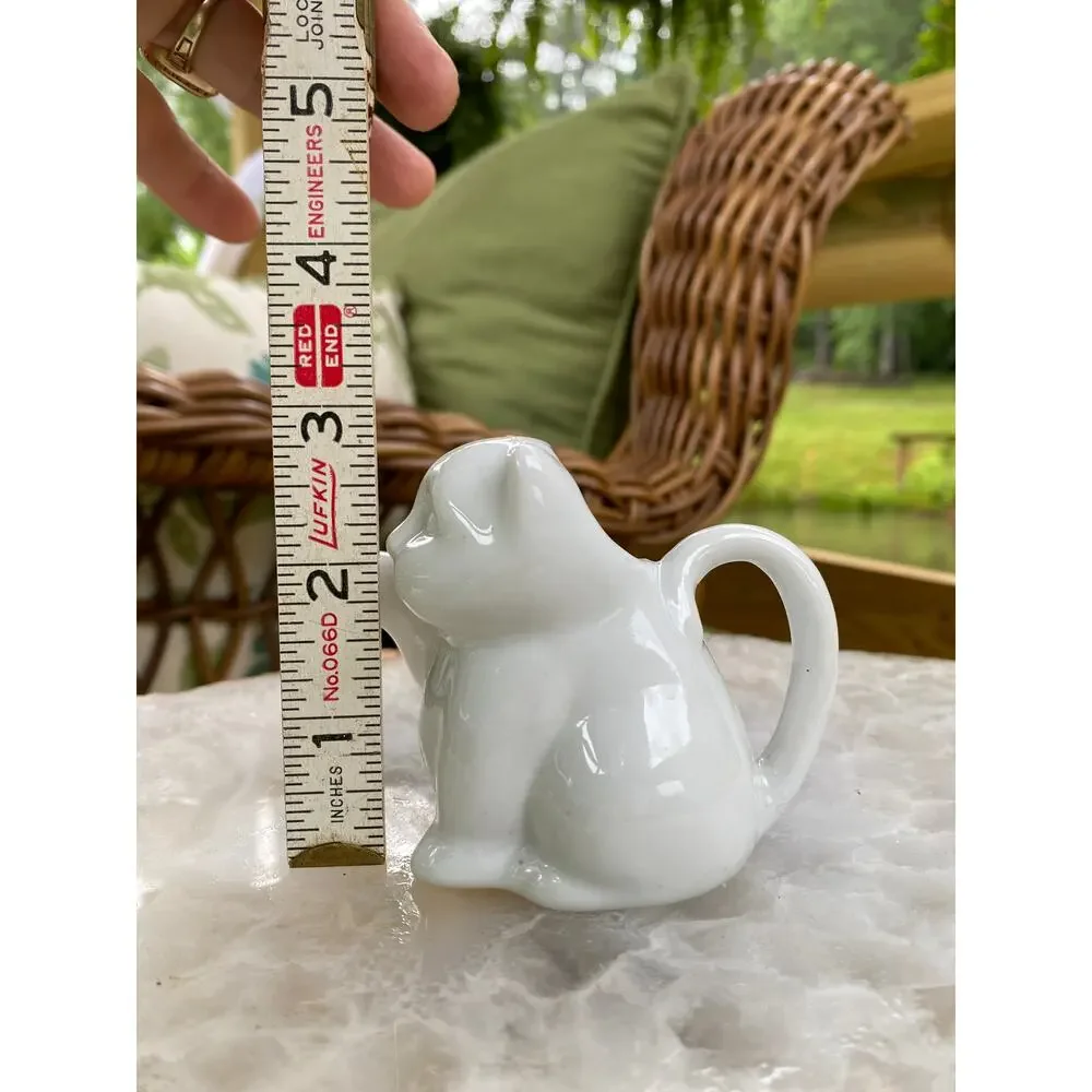 Glossy White Porcelain‎ Kitten Pitcher 2-3/4